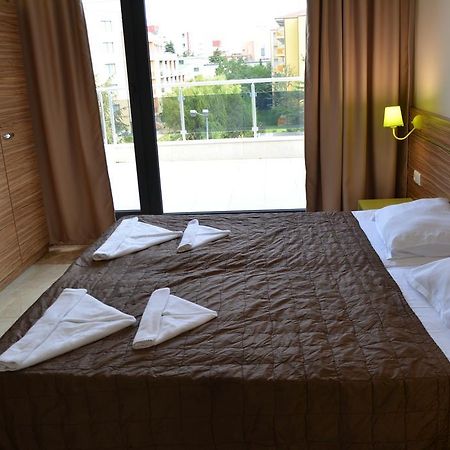 Tm Deluxe Hotel Napospart Kültér fotó