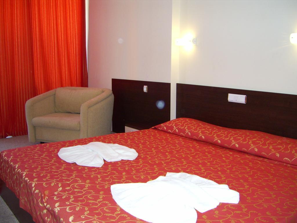 Tm Deluxe Hotel Napospart Szoba fotó