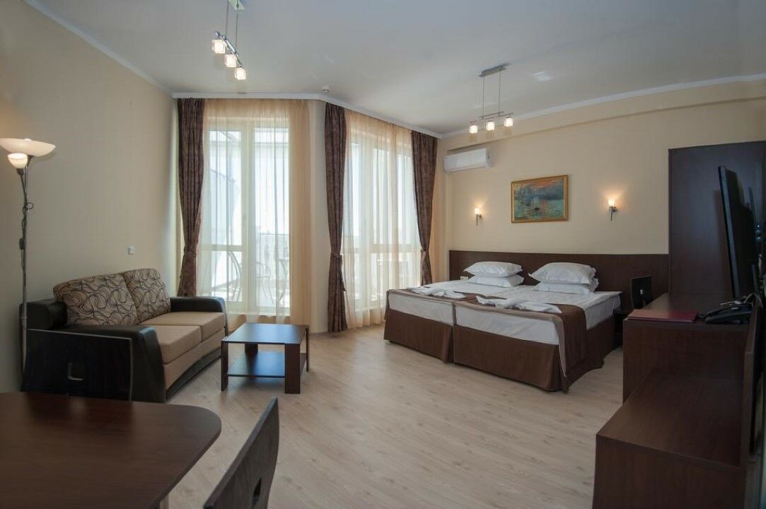 Tm Deluxe Hotel Napospart Kültér fotó